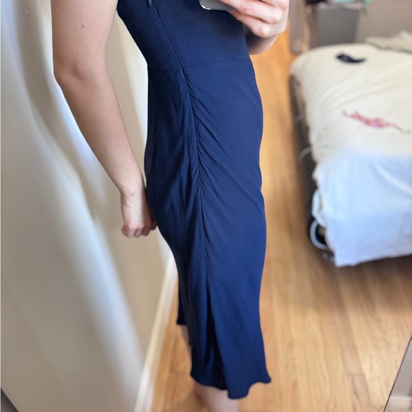 ARITZIA WILFRED Navy Blue Strapped Dress in size 4 - Picture 8 of 13